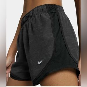 Nike Tempo Running Shorts DB4487 083 Black/Dark Grey Heather Size XL NWT